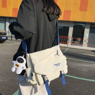 台灣熱賣男士斜挎包機能日係風工裝郵差包休閒ins大容量男包潮牌單肩包女-L0815 65CK