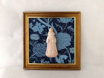 【掛飾佛像 S】聖觀音 William Morris (Cray / 黏土設計，深藍色)