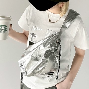 JaVa 抽繩 品牌標誌 尼龍 肩背包 斜背包 休閒 三色 日本代購 74822085