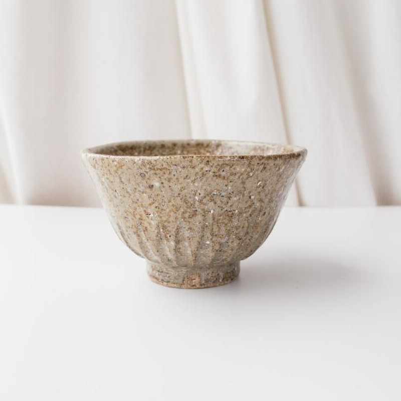 高級品・伊勢美夜之窯抹茶茶碗（共箱入り）