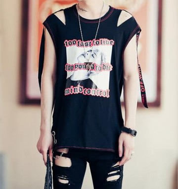 FINDSENSE MD 韓國 潮 男 嘻哈 街頭時尚 肩膀破洞 人物字母圖案 另類 夜店DJ發型師 無袖T恤 背心