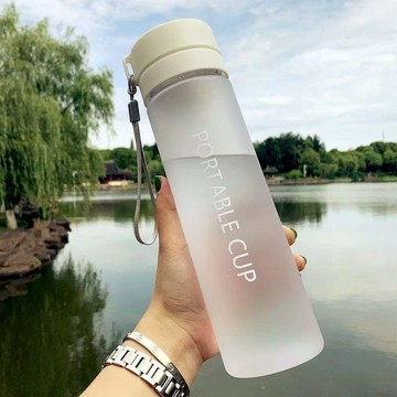 臺灣出貨✈️【可開發票】食品級簡易水瓶耐高溫水杯運動ins簡約塑料高顏值大容量便攜杯