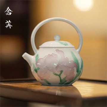 手繪提梁壺堆雕泡茶壺單壺家用陶瓷小容量一人飲茶暖茶沖沏茶水壺