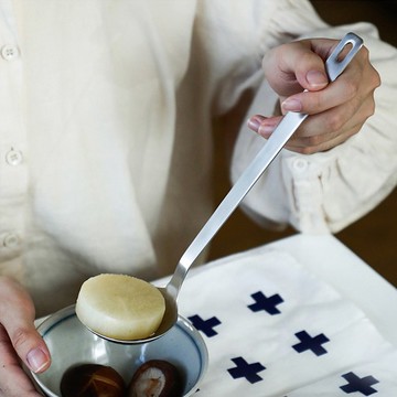 日本霜山 304不鏽鋼一體成形漏勺-25cm