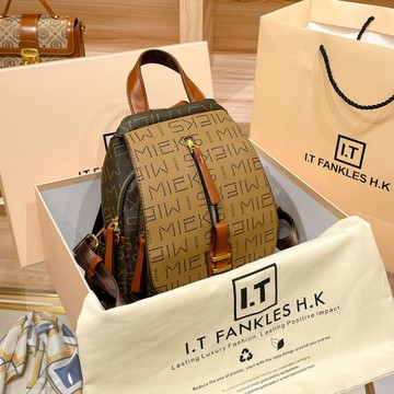 香港品牌真皮雙肩包包女大容量高級感百搭時尚背包2025新款女包包