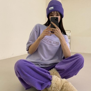 La Belleza韓版寬圓領英文字寬鬆落肩棉質T恤