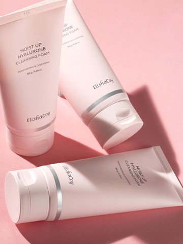 Moist Up Hyalurone Cleansing Foam 150g