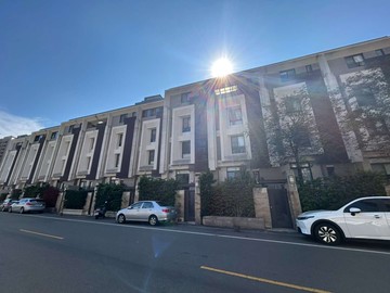 新光特區磐峰5房雙車電梯美墅｜台中市太平區新安街