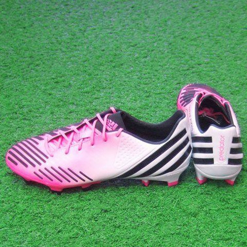 プレデターリーサルゾーン TRX FG プレデタースーパーピンク×ブラック 