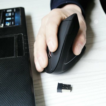 羅技可充電垂直滑鼠人體工學發光游戲辦公靜音光電滑鼠