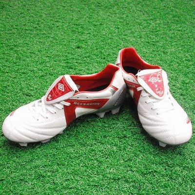 umbro アンブロ ステルスプロ HG(ホワイト×レッド) USS3000WRD