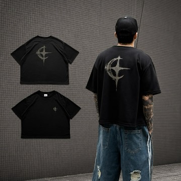 【APPAREL DESIGN】斑駁芒星 厚磅CLEAN FIT短版素T｜BOXY版型短袖上衣／寬短素T