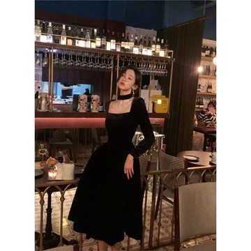 小小 絲絨連衣裙女秋冬氣質收腰顯瘦與法式赫本風a字裙子禮服十三