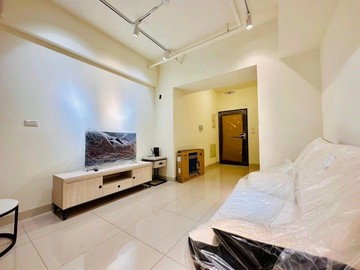 亞灣區跟著輝達鴻海走｜三多商圈陽台海景房平移車位｜高雄市苓雅區三多四路