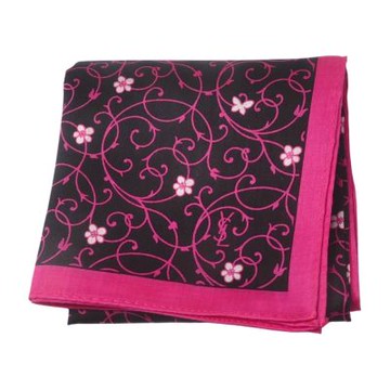 YSL Yves Saint Laurent 黑底粉紅藤蔓圖騰字母LOGO帕領巾(51CM)