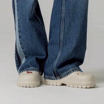 【MOZ瑞典駝鹿】小方糖 方扣 防水 洞洞鞋 拖鞋 涼鞋 (灰白)