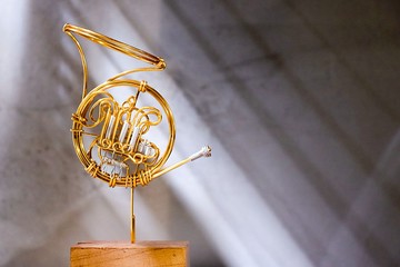 Wire lover 臺灣手作鋁線職人 中型擺飾法國號Horn、客製化