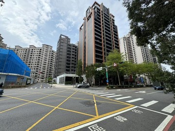 A9【長耀挹品】家樂福商圈旺金店面｜新北市林口區文化三路二段