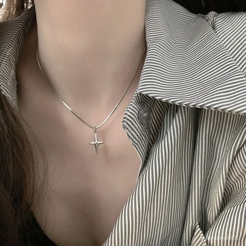 💛限時下殺💛簡約十字架星星項鏈女冷淡風小衆氣質高級感鎖骨鏈甜酷設計感百搭