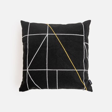 伊登滿版繡花線條抱枕50x50