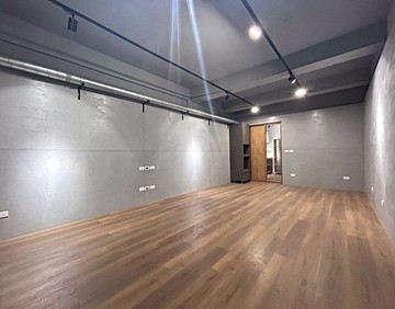 獨家釋出❤️3房3廳3衛｜南屯透天臨路店面｜台中市南屯區南光路