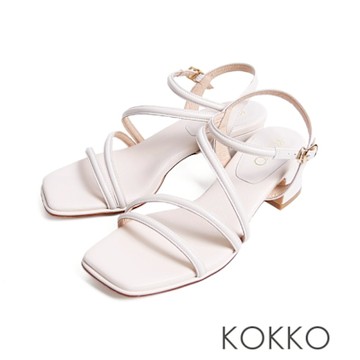 KOKKO優雅線條柔軟綿羊皮粗跟涼鞋白色
