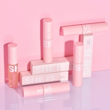 【Blessed Moon】 FLUFFY 養護唇釉