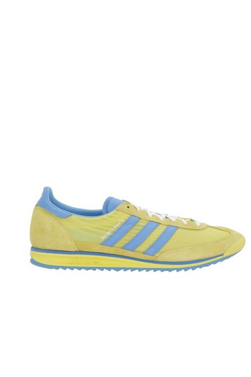 Adidas Sneakers