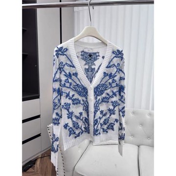 2024早秋新款鏤空針織開衫V領提花透氣修身花卉刺繡長袖上衣