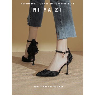 黑色成年禮一字扣單鞋女細跟2022年大碼小碼仙女風小眾尖頭高跟鞋