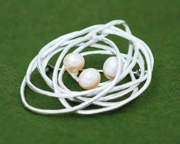 鳥巢胸針 - 珍珠胸針 - 個性胸針