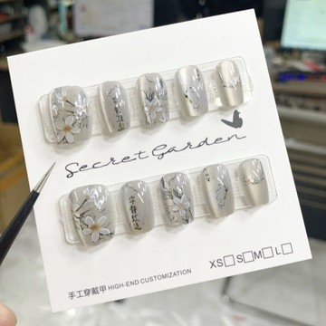 🎀台灣出貨🎀 穿戴甲 國風天雪花銀色貓眼古風冰晶花穿戴甲白高級半手工穿戴式辣妹原創