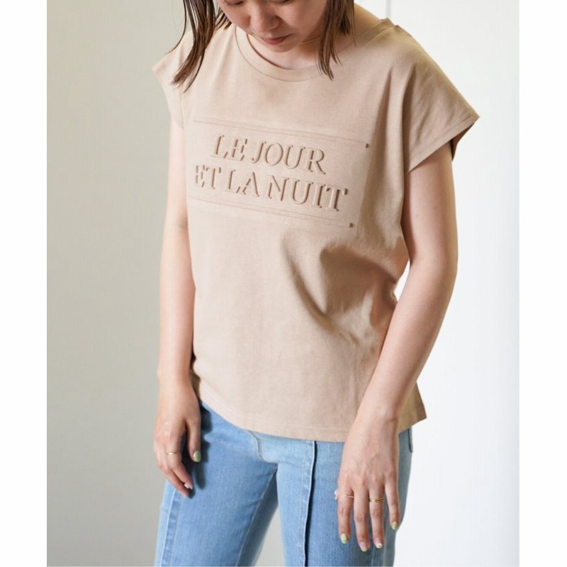 Vence Exchange ヴァンス エクスチェンジ エンボス加工tシャツ レディース ベージュ 通販 Lineポイント最大1 0 Get Lineショッピング