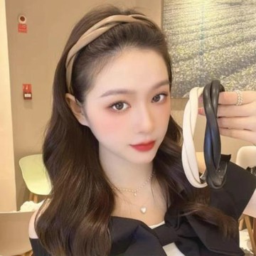 【Emi 艾迷】時尚皮質麻花優雅 髮箍
