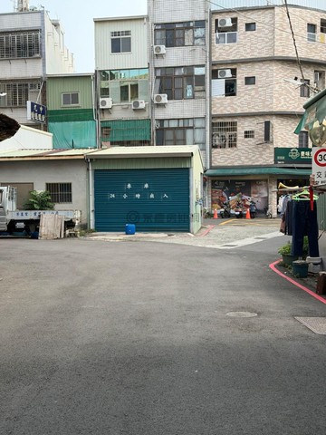 瑞隆商圈｜生活機能優｜低總價活巷精品透天｜高雄市前鎮區瑞北路