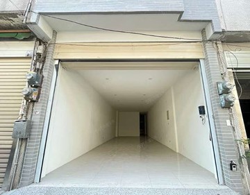 大里善化路大四房臨路透天｜台中市大里區善化路