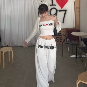 Muun Studio(現貨24hr出貨）💔韓版熱銷🔥無心戀愛少女平口套裝