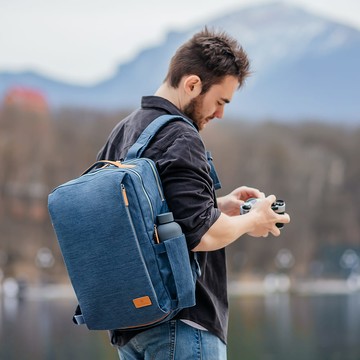 Nordace Siena Pro 15 吋電腦後背包 - 藍色