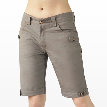 短褲--夏日活潑休閒素面木釦休閒棉麻五分短褲(黑.綠M-6L)-R30眼圈熊中大尺碼