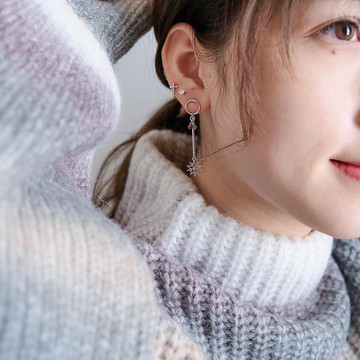 Hosie  | 小星星雪花天然石不對稱耳環 | 聖誕款 雪花