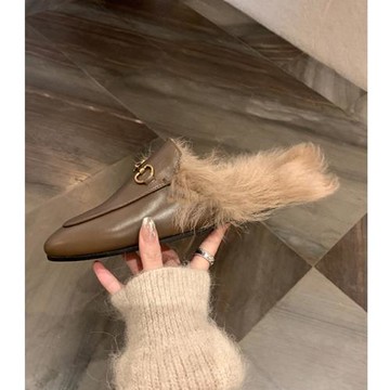 經典復古馬銜扣包頭半拖毛毛拖鞋女外穿真皮秋冬新款平底穆勒鞋女