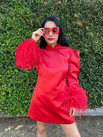 女士紅色羽毛裝飾旗袍洋裝