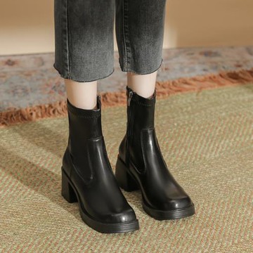 瘦瘦靴短靴女2026新款冬款厚底粗跟時裝高跟靴不累腳英倫風馬丁靴