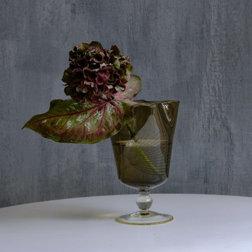 高腳杯造型玻璃花瓶 / 復古 / 玻璃花器 / 煙燻棕色