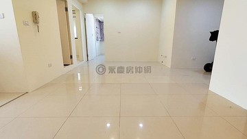 『誠心出售』首購西大路遠百商圈美三房加車位採光戶｜新竹市北區西大路