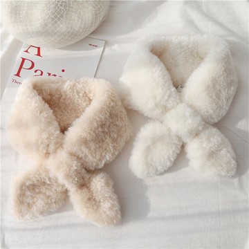 秋冬毛毛絨學生女仿狐貍毛獺兔毛交叉圍巾百搭仿皮草圍脖毛領1入