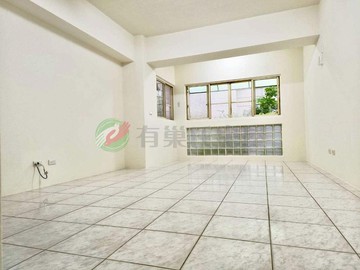 公園旁四房一樓美廈附平車｜台中市豐原區永康路