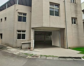 桃園後站稀有廠房.雙面門面雙臨路交通方便｜桃園市桃園區林森路