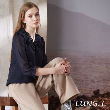林佳樺LUNG.L 深藍色荷葉披領提花雪紡七分袖女裝上衣 LT25A