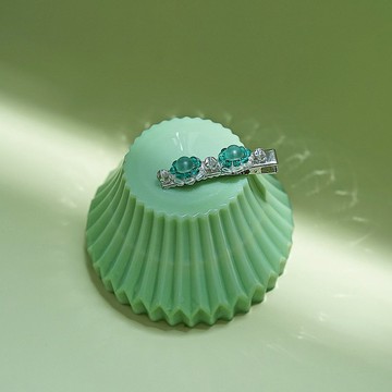 Mell 葡萄綠 透明系 手工珠繡 髮夾